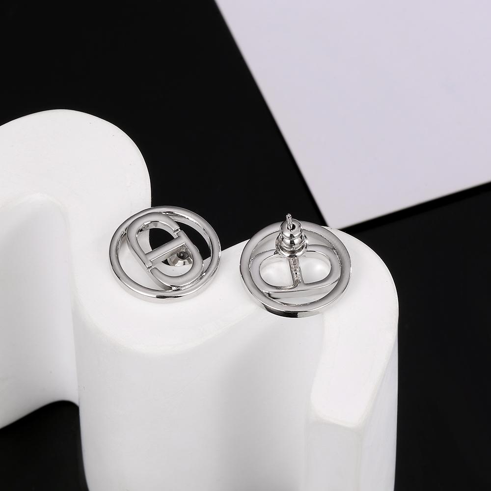Dior 30 Montaigne Earrings - FashionPlug