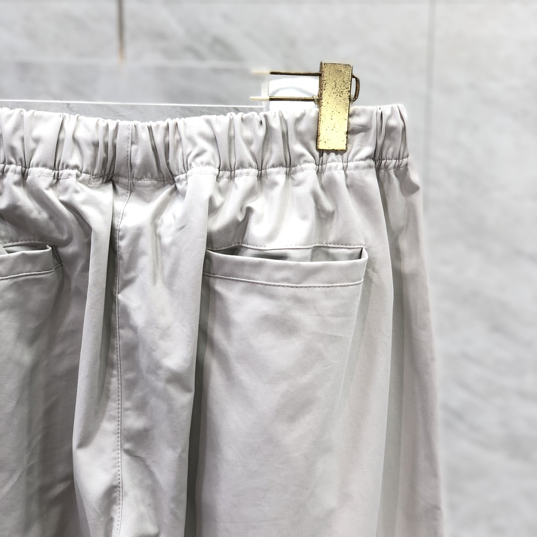 Fear of God Essentials Relaxed Trouser - FashionPlug