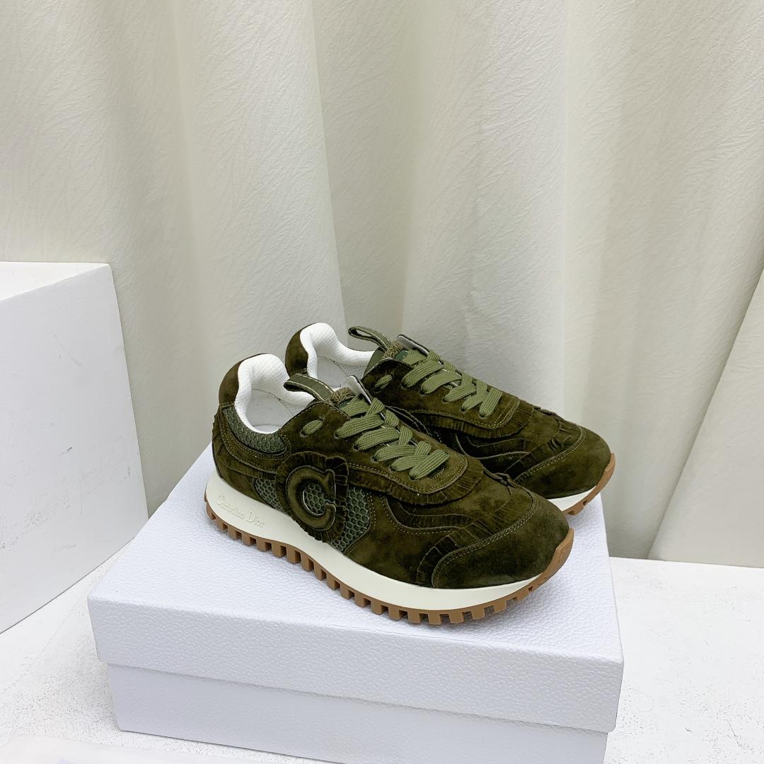 Dior C'est Dior Sneaker  - FashionPlug