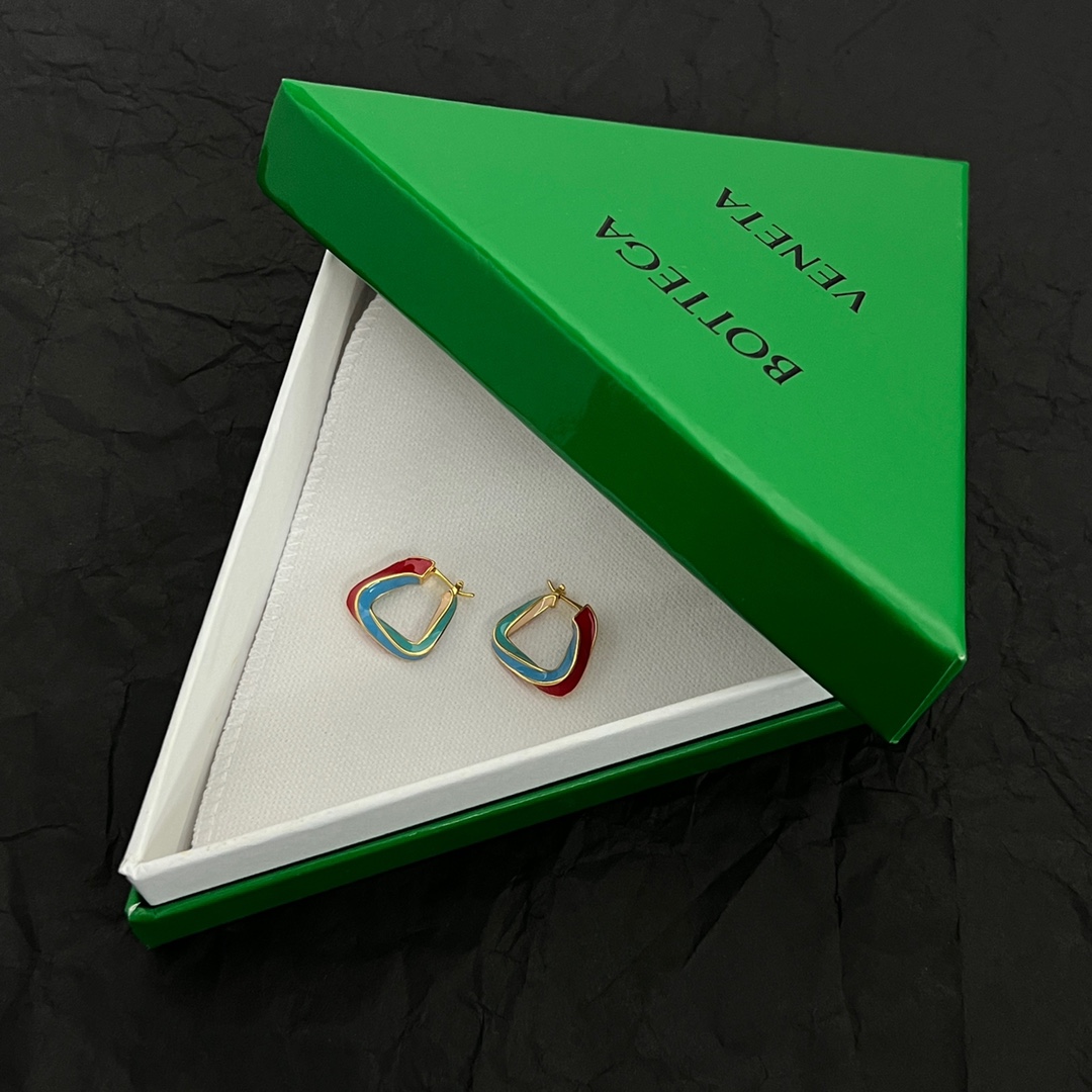 Bottega Veneta Twist Triangle Hoop Earrings - FashionPlug