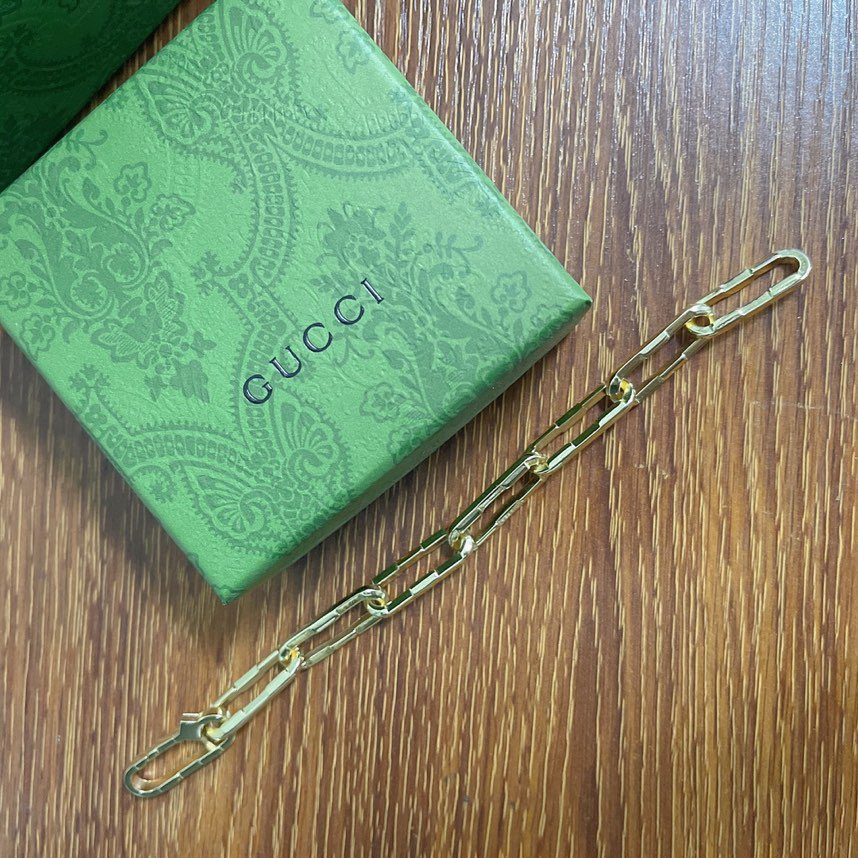 Gucci Link To Love Wide Chain Bracelet - FashionPlug
