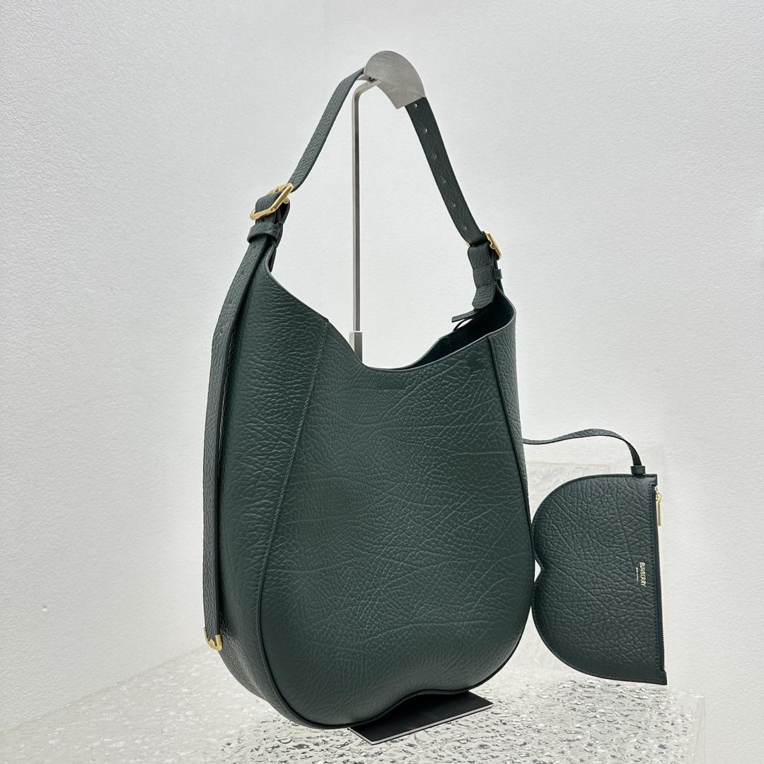 Burberry Medium Chess Shoulder Bag - FashionPlug