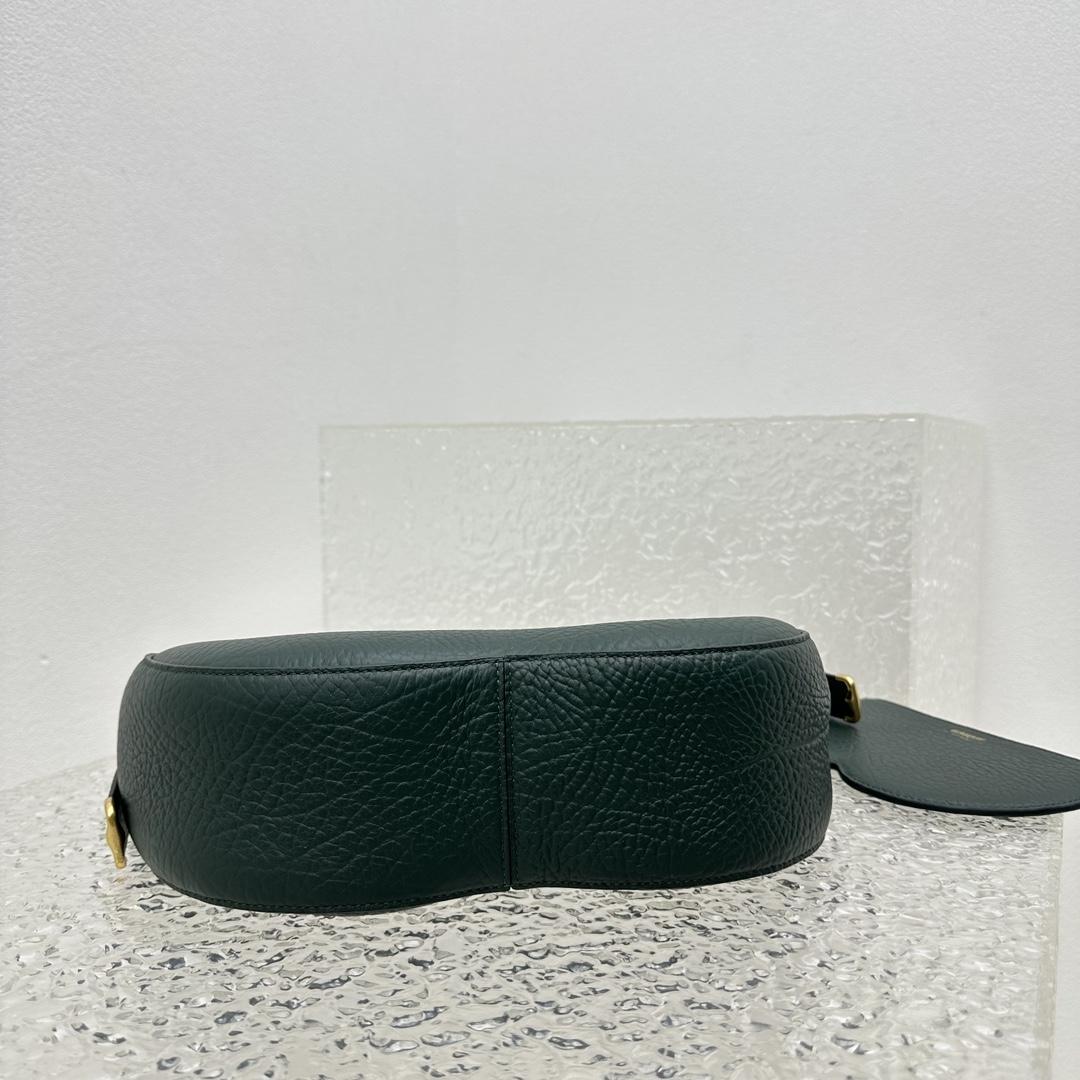 Burberry Medium Chess Shoulder Bag - FashionPlug