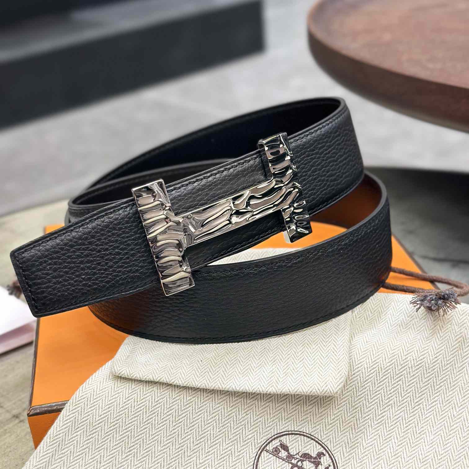 Hermes Quizz H2O Belt buckle & Reversible Leather Strap 38 mm - FashionPlug