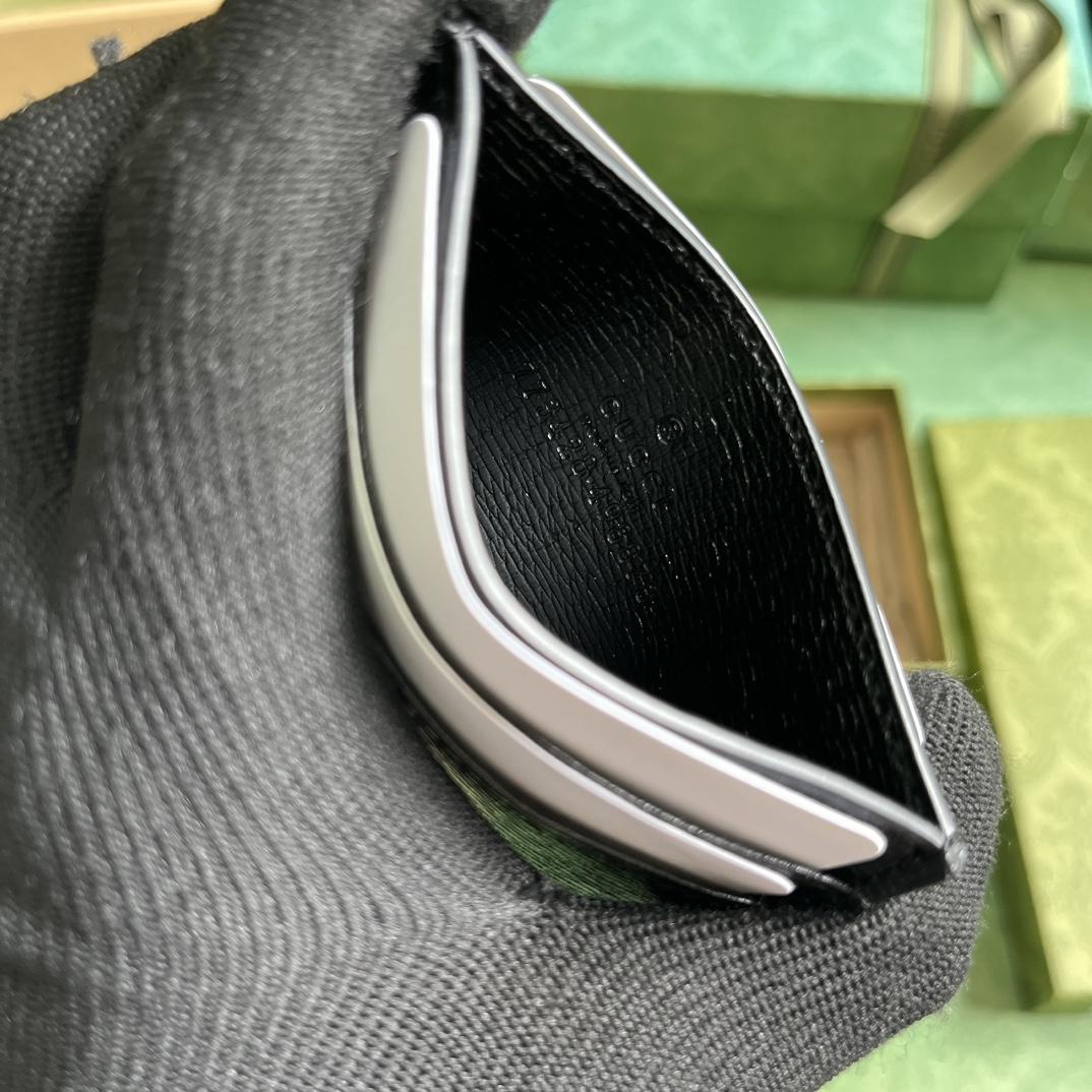 Gucci Card Case With Gucci Script - FashionPlug