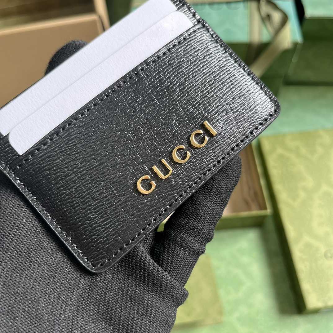 Gucci Card Case With Gucci Script - FashionPlug
