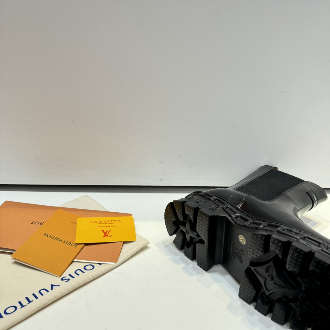 Louis Vuitton LV Record Chelsea Boot - FashionPlug