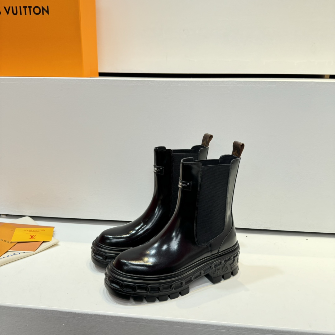 Louis Vuitton LV Record Chelsea Boot - FashionPlug