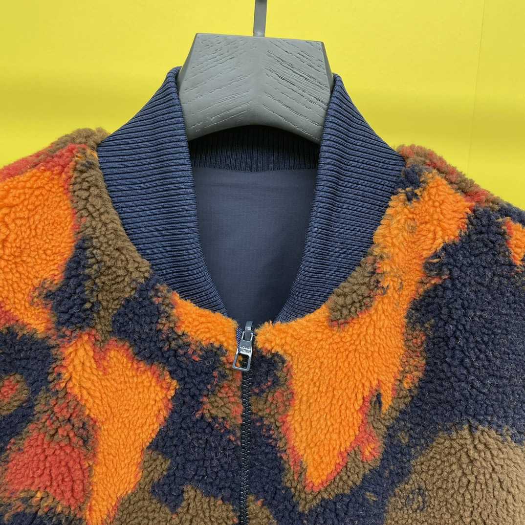 Louis Vuitton Reversible Fleece Gilet - FashionPlug