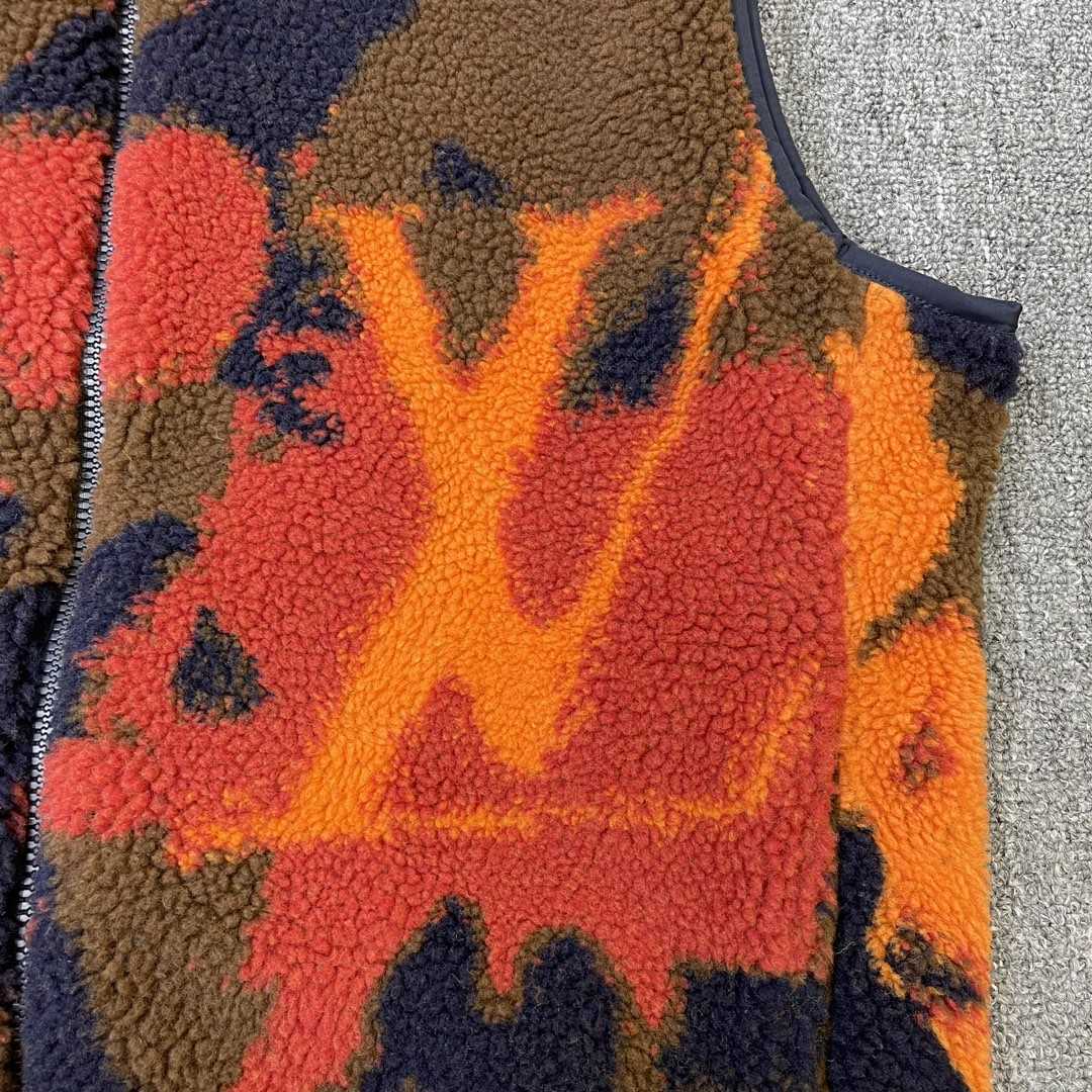 Louis Vuitton Reversible Fleece Gilet - FashionPlug