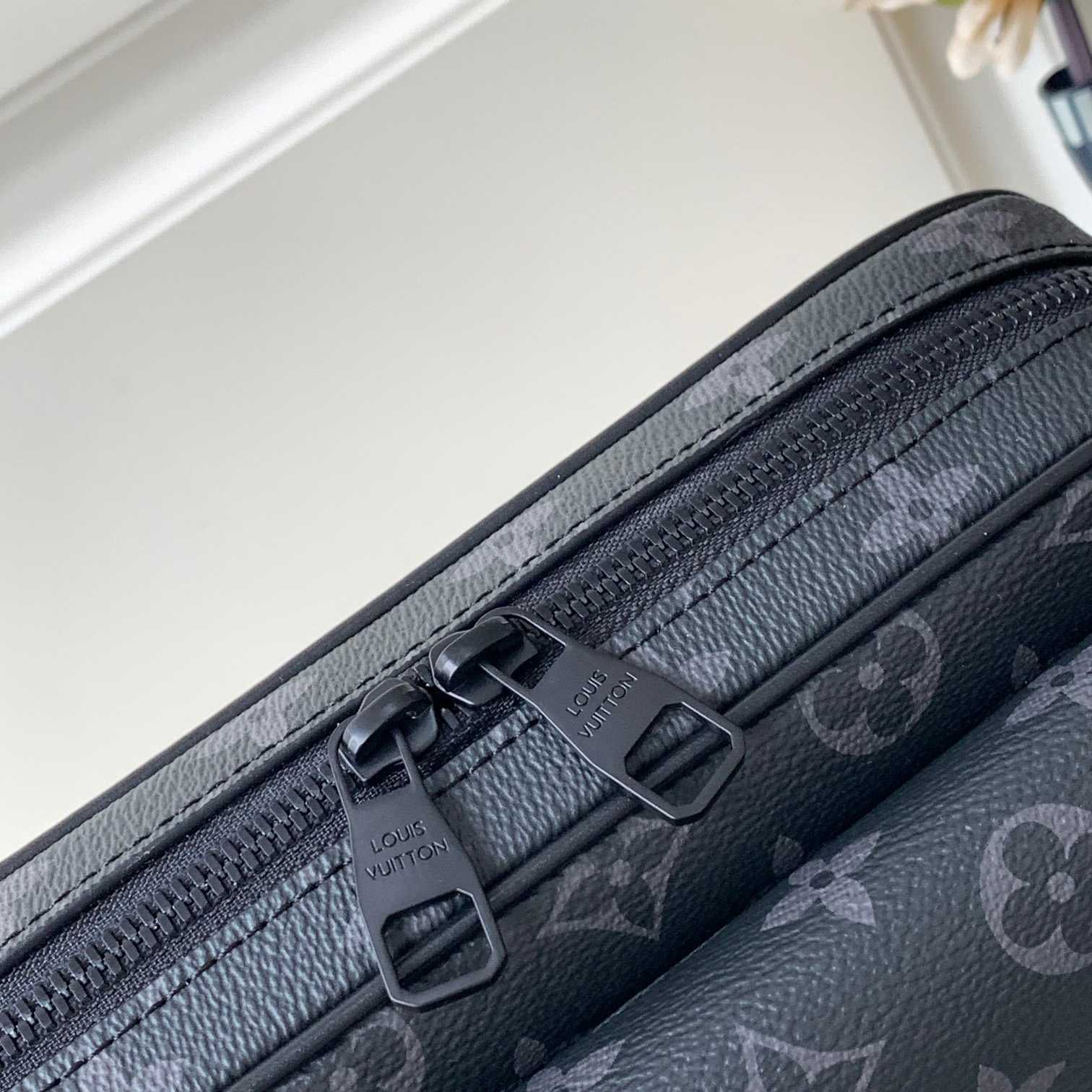 Louis Vuitton Steamer Messenger   M46795 - FashionPlug