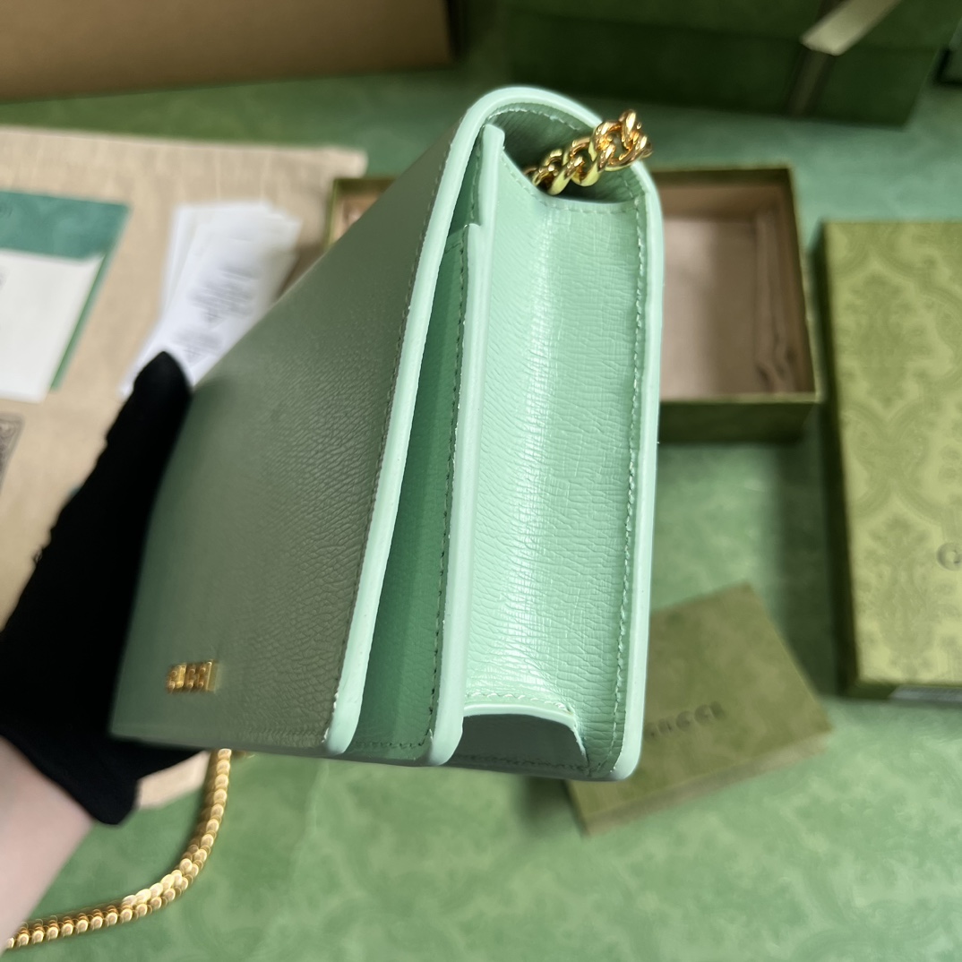 Gucci Chain Wallet With Gucci Script (12.5x 20x 4cm) - FashionPlug