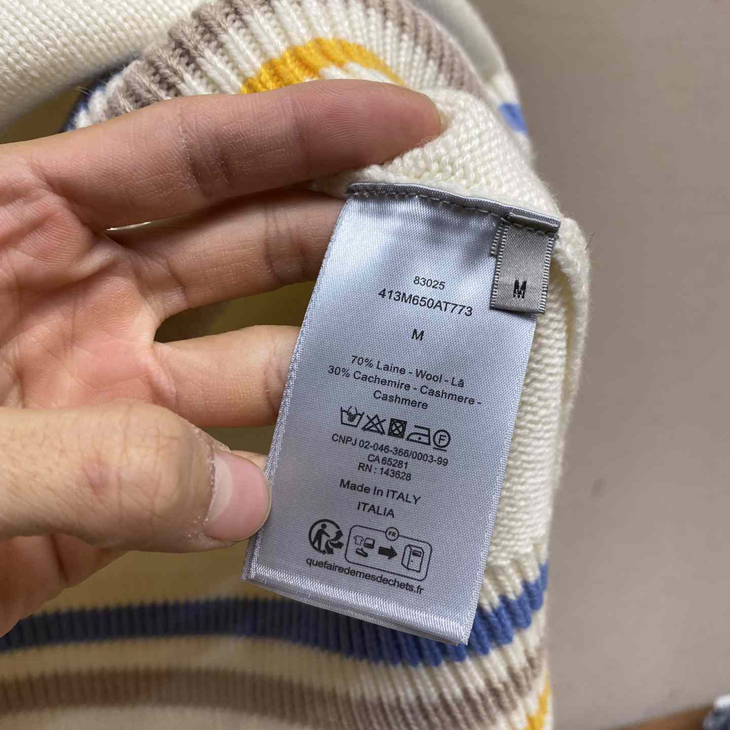 Dior Sleeveless Sweater - FashionPlug