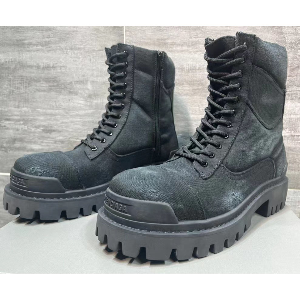 Balenciaga Men's Combat Strike 20mm Boot - FashionPlug