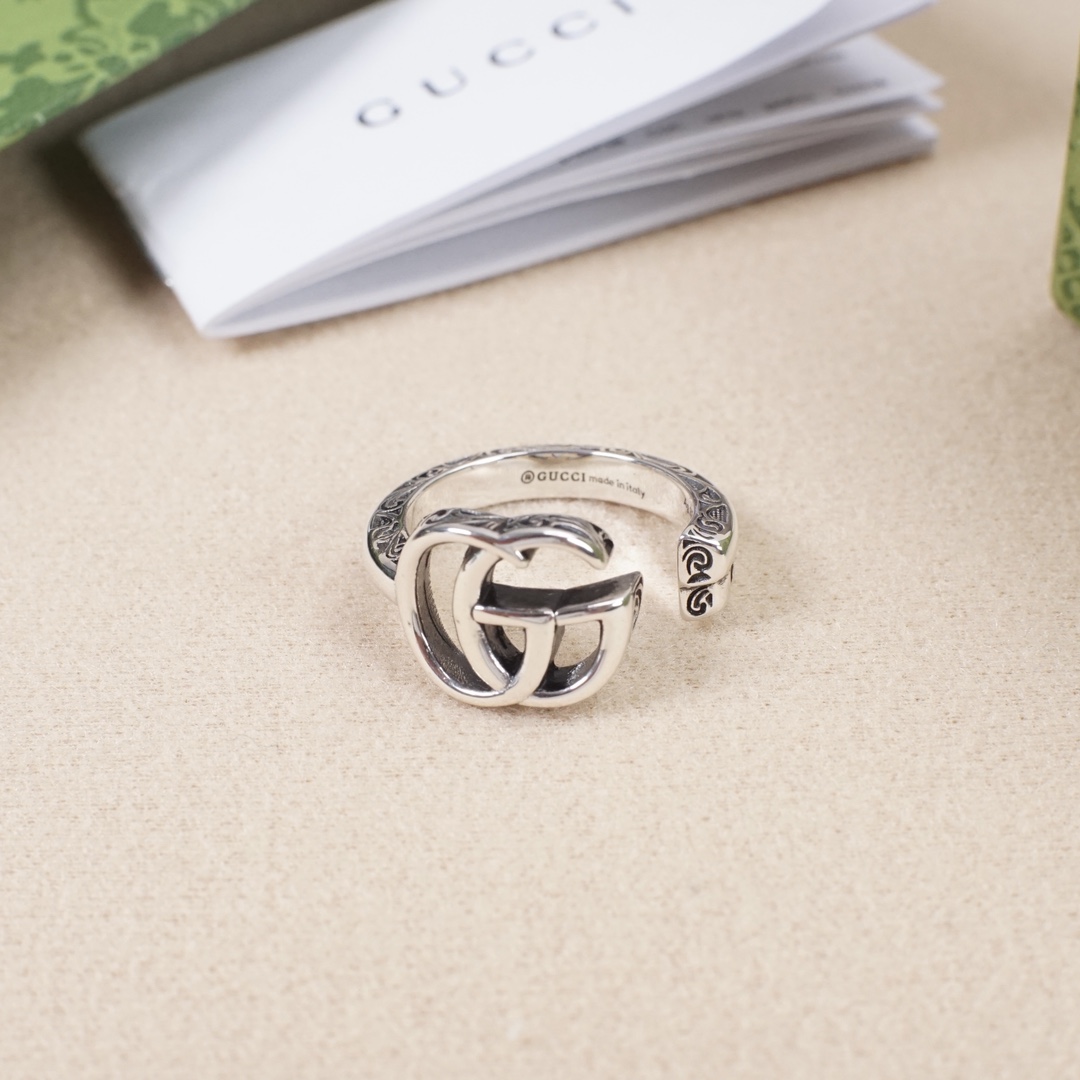 Gucci GG Ring - FashionPlug