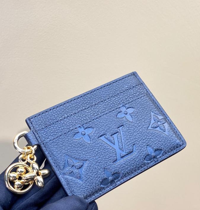 LV Charms Card Holder 10.2 x 7.3 x 0.3cm - FashionPlug