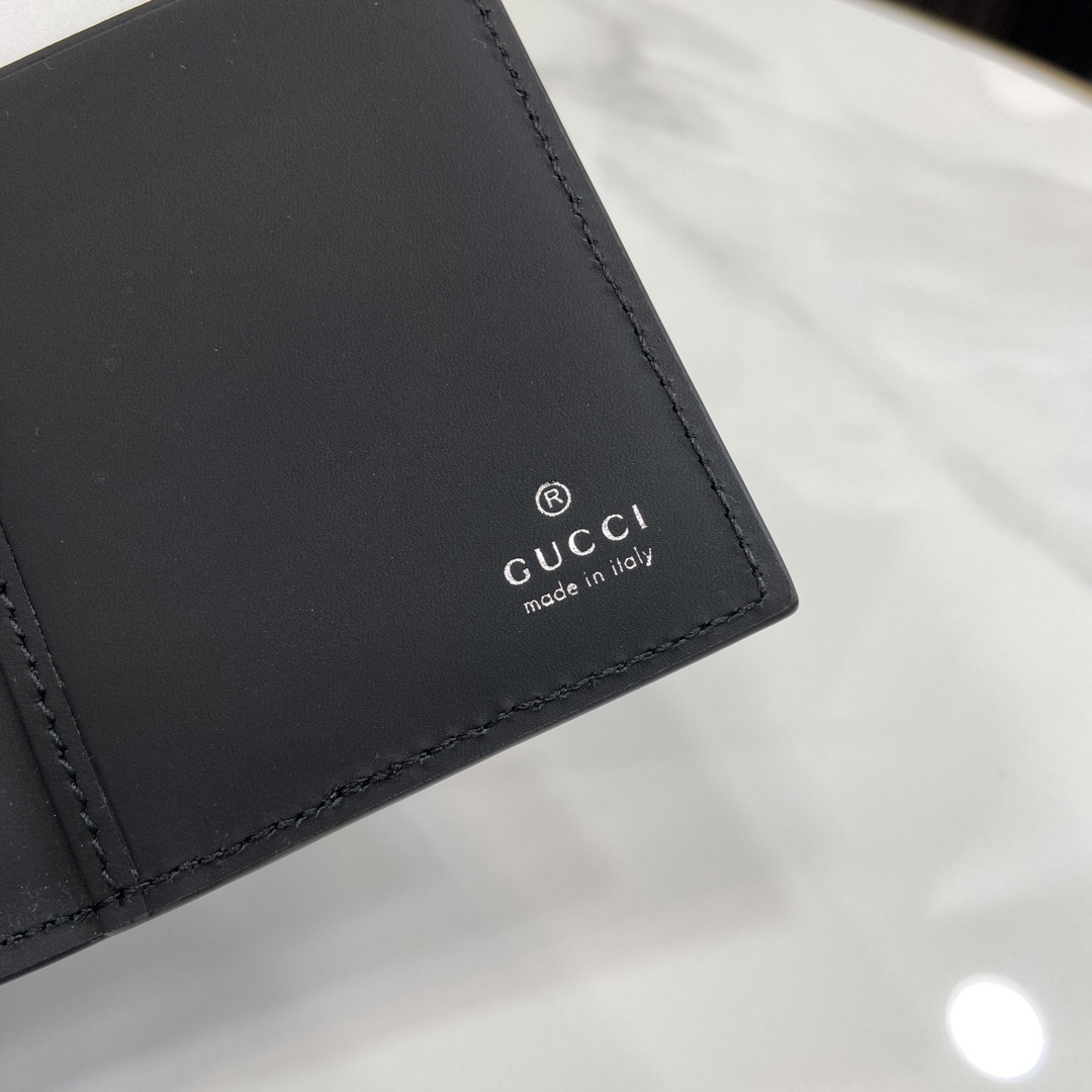 Gucci GG Rubber-effect Long Card Case - FashionPlug