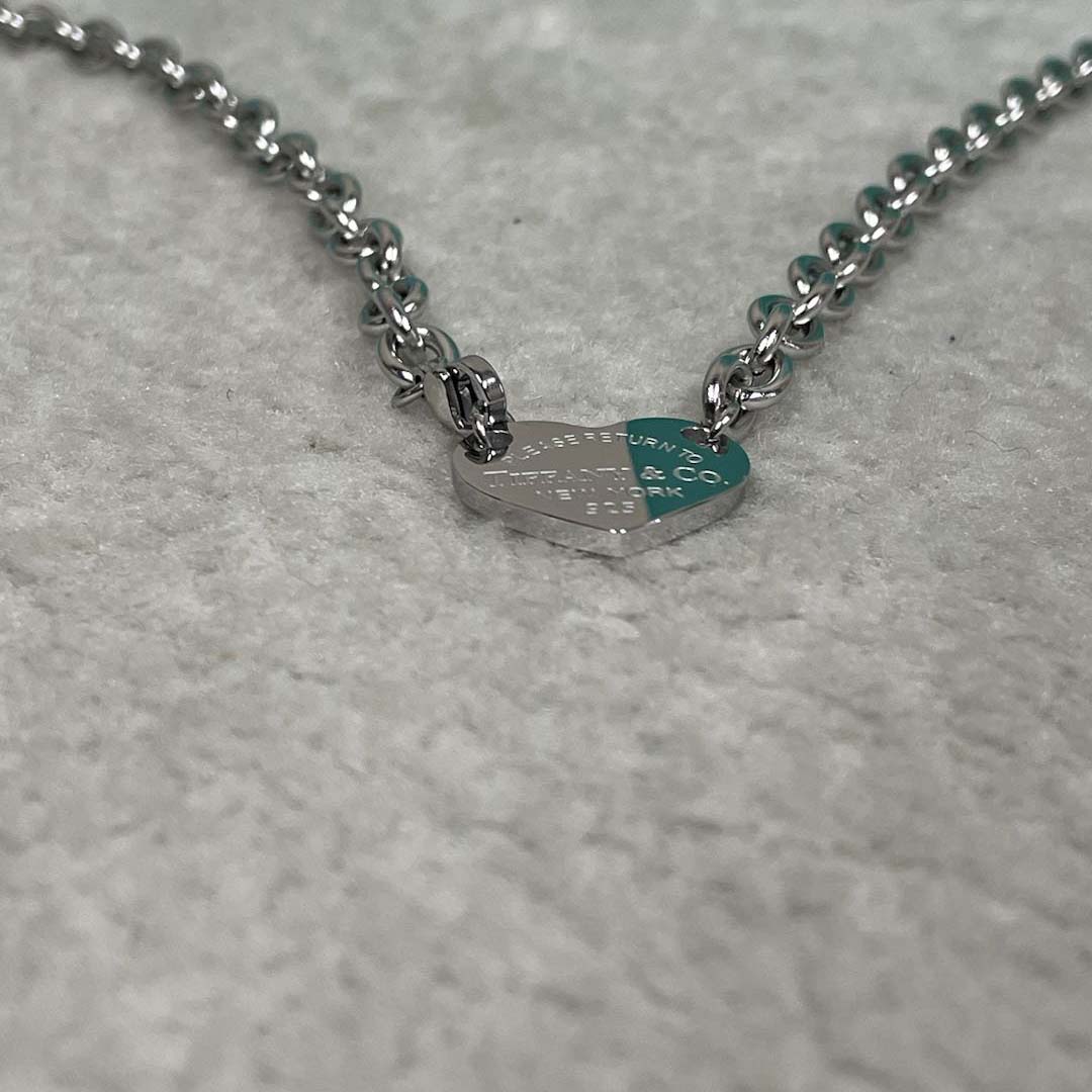 Tiffany&CO Full Heart Toggle Pendant - FashionPlug