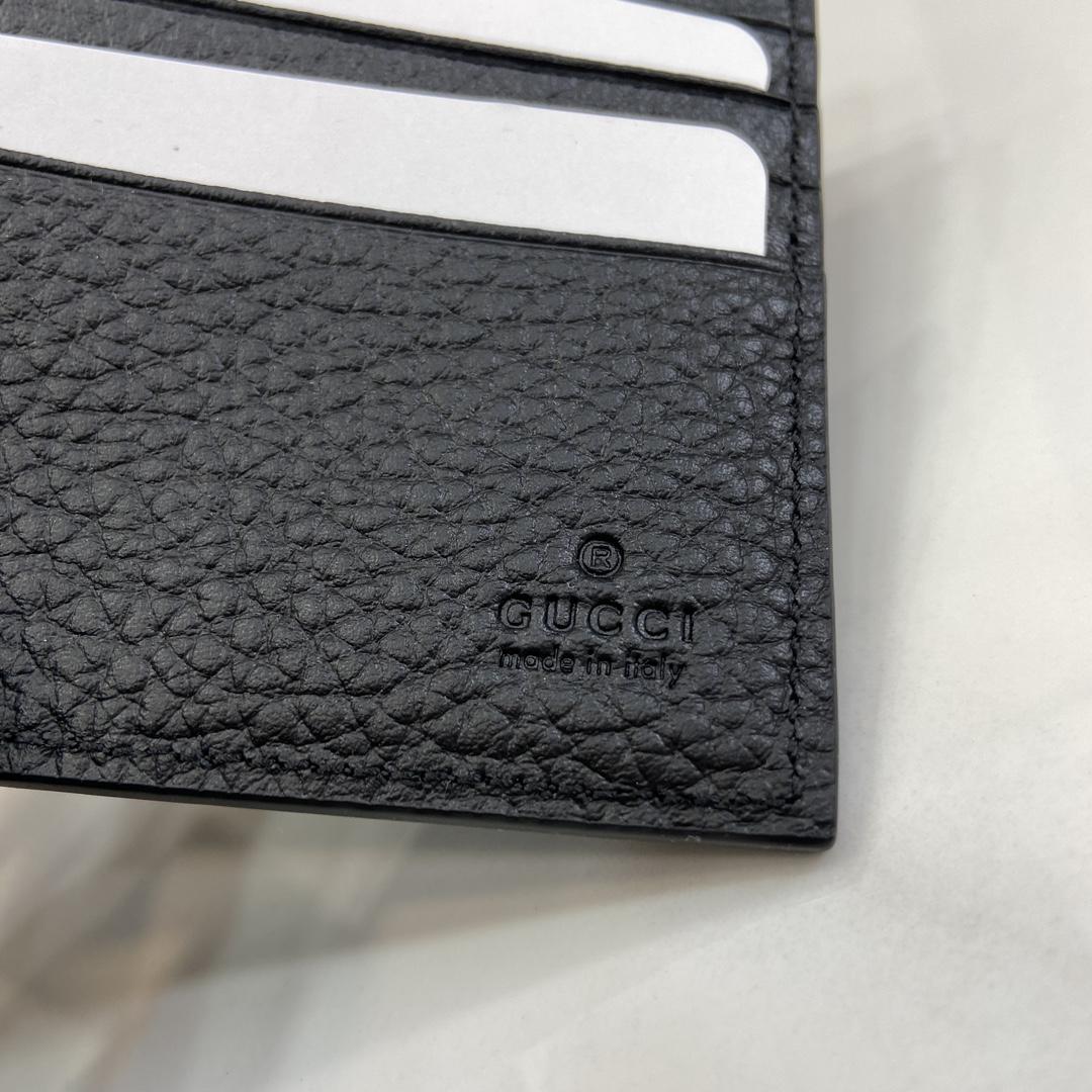Gucci Bi-fold Wallet With Gucci Logo - FashionPlug