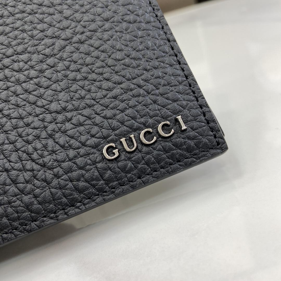 Gucci Bi-fold Wallet With Gucci Logo - FashionPlug