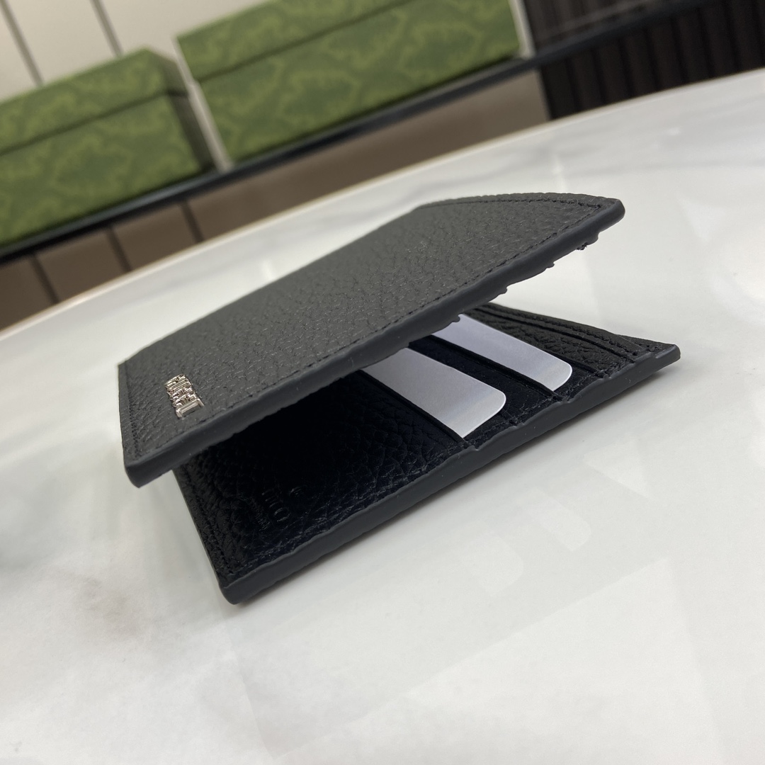 Gucci Bi-fold Wallet With Gucci Logo - FashionPlug