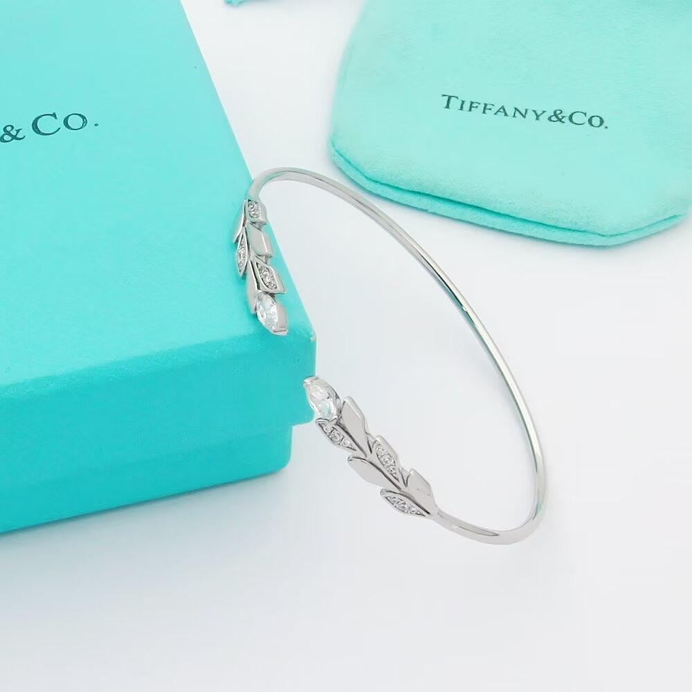 Tiffany&CO Vine Wire Bracelet - FashionPlug