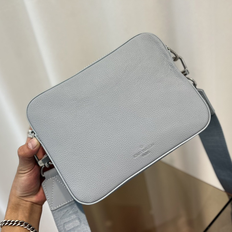 Louis Vuitton Fastline Messenger (23.5x18x7cm)   M23710 - FashionPlug