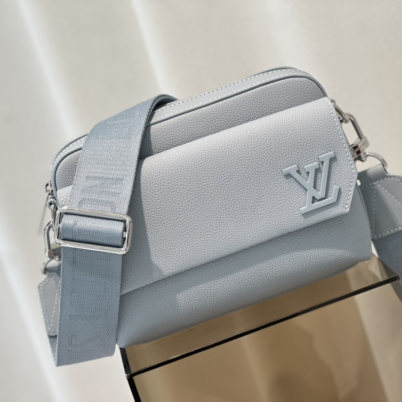 Louis Vuitton Fastline Messenger (23.5x18x7cm)   M23710 - FashionPlug