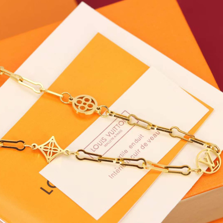 Louis Vuitton Necklace - FashionPlug