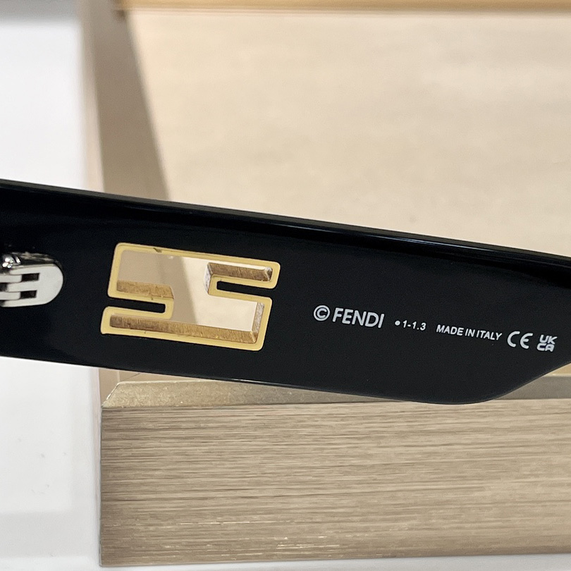Fendi Baguette Black Acetate Sunglasses - FashionPlug
