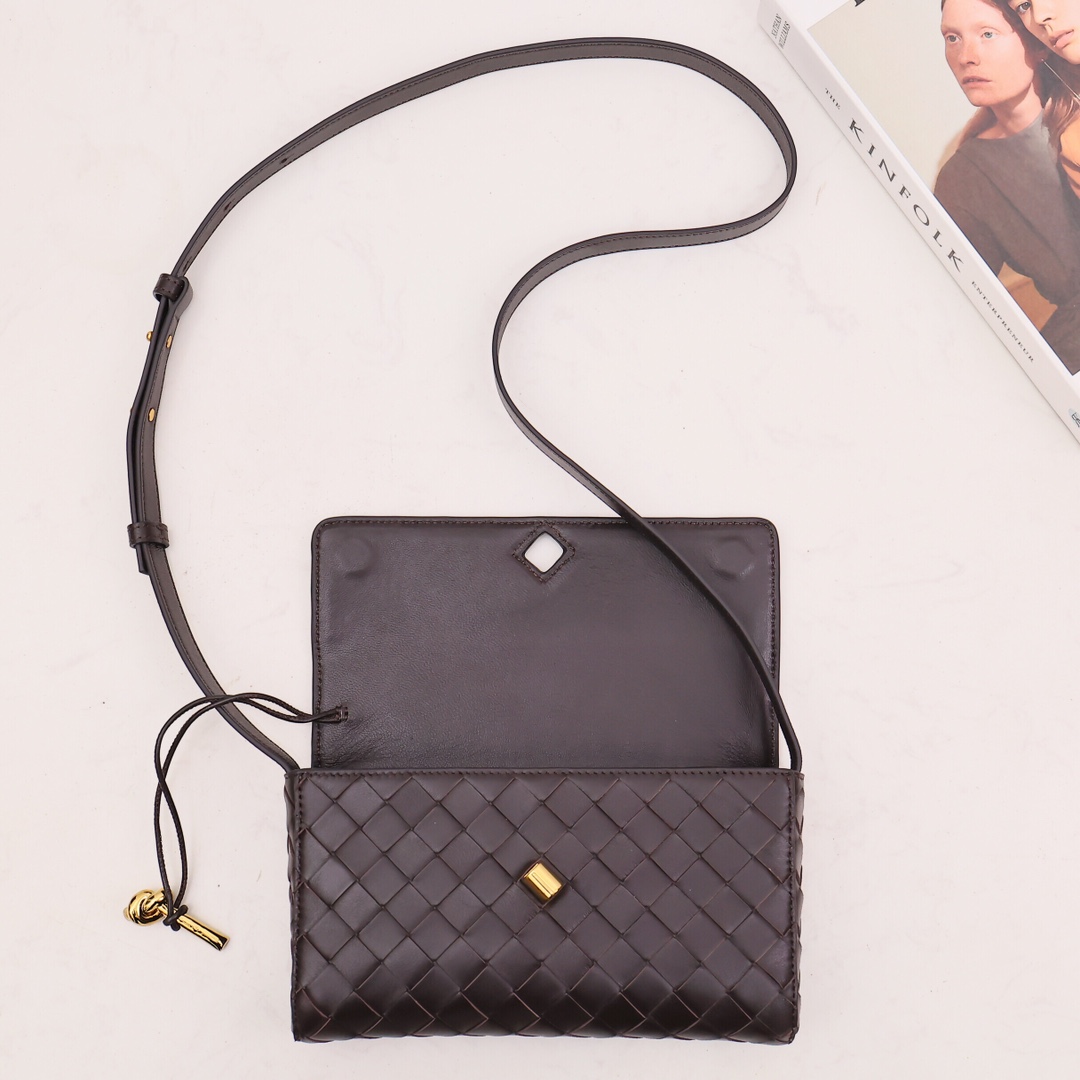 Bottega Veneta Mini Andiamo Cross-Body Bag - FashionPlug
