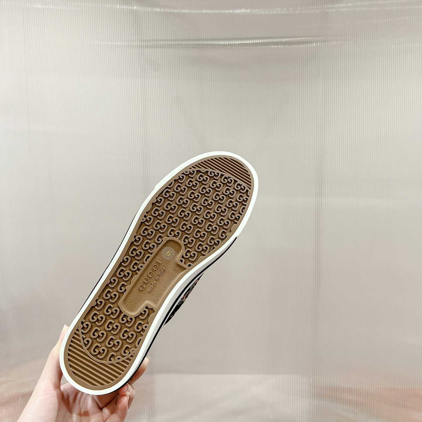 Gucci Tennis 1977 Sneaker(upon uk size) - FashionPlug