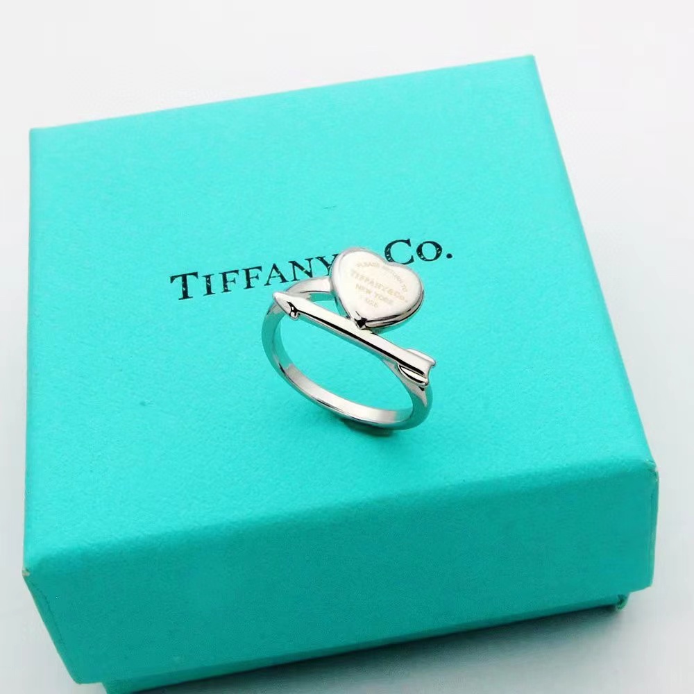 Tiffany&CO Lovestruck Heart Tag Ring - FashionPlug