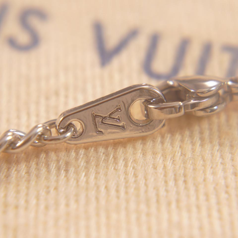 Louis Vuitton LV Trainer Necklace    M01407 - FashionPlug