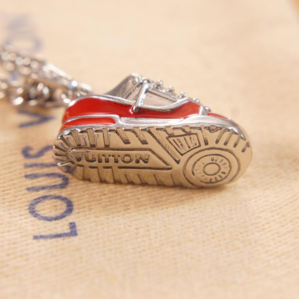 Louis Vuitton LV Trainer Necklace    M01407 - FashionPlug