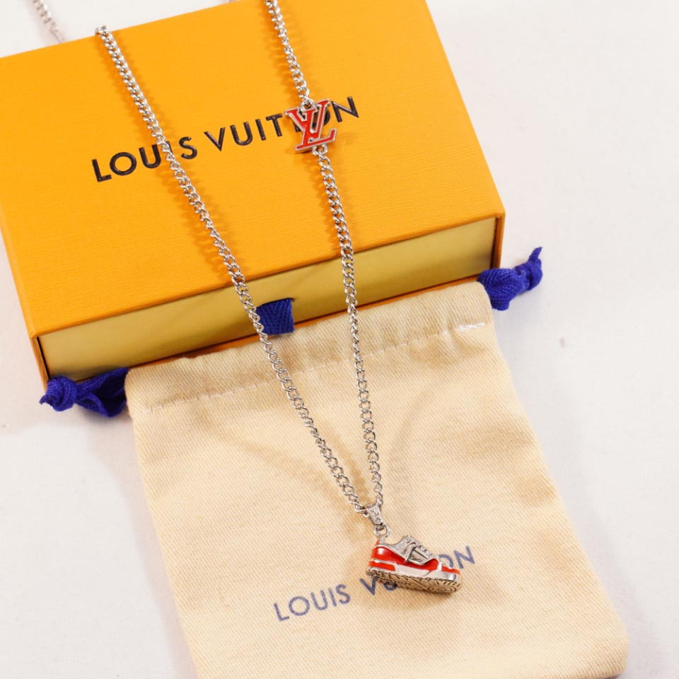 Louis Vuitton LV Trainer Necklace    M01407 - FashionPlug