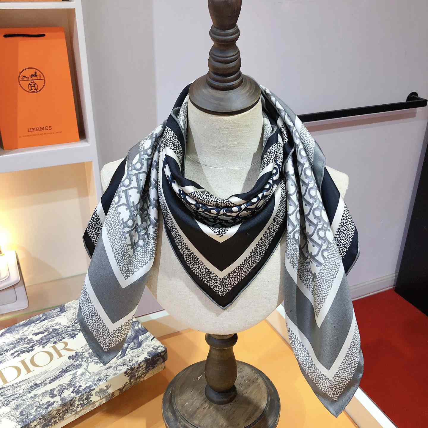 Dior Oblique Diortwin 90 Square Scarf - FashionPlug