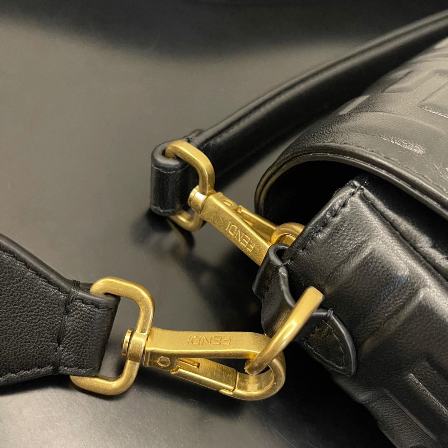 Fendi Baguette Black Leather Bag - FashionPlug