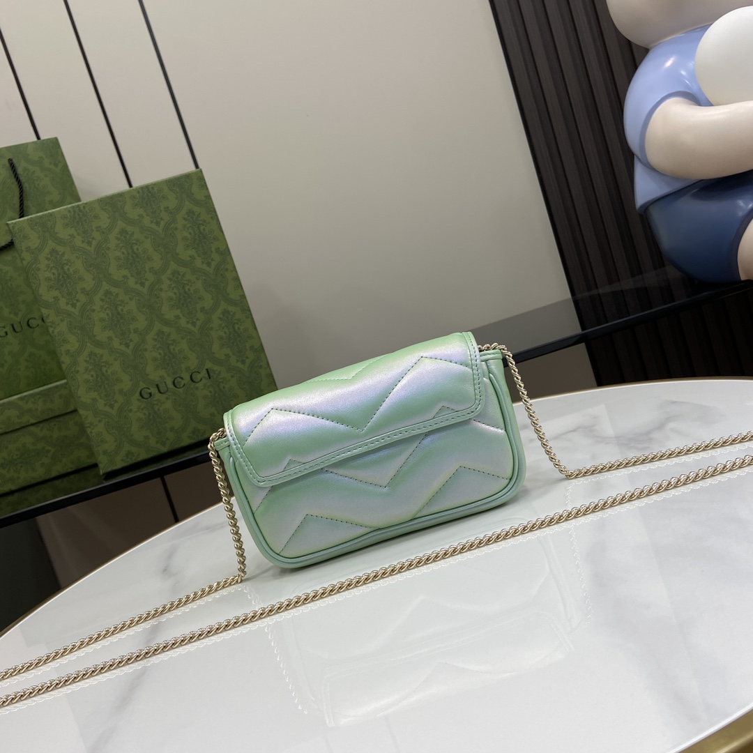 Gucci GG Marmont Super Mini Bag - FashionPlug