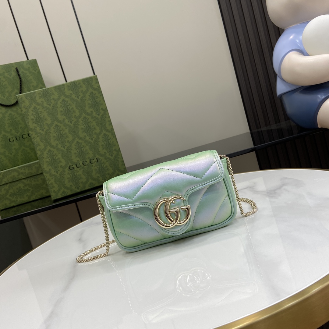 Gucci GG Marmont Super Mini Bag - FashionPlug