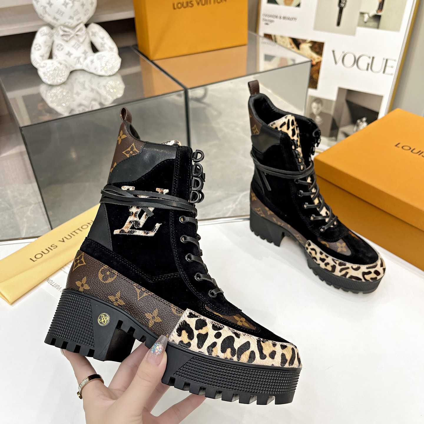 Louis Vuitton Laureate Platform Desert Boot - FashionPlug