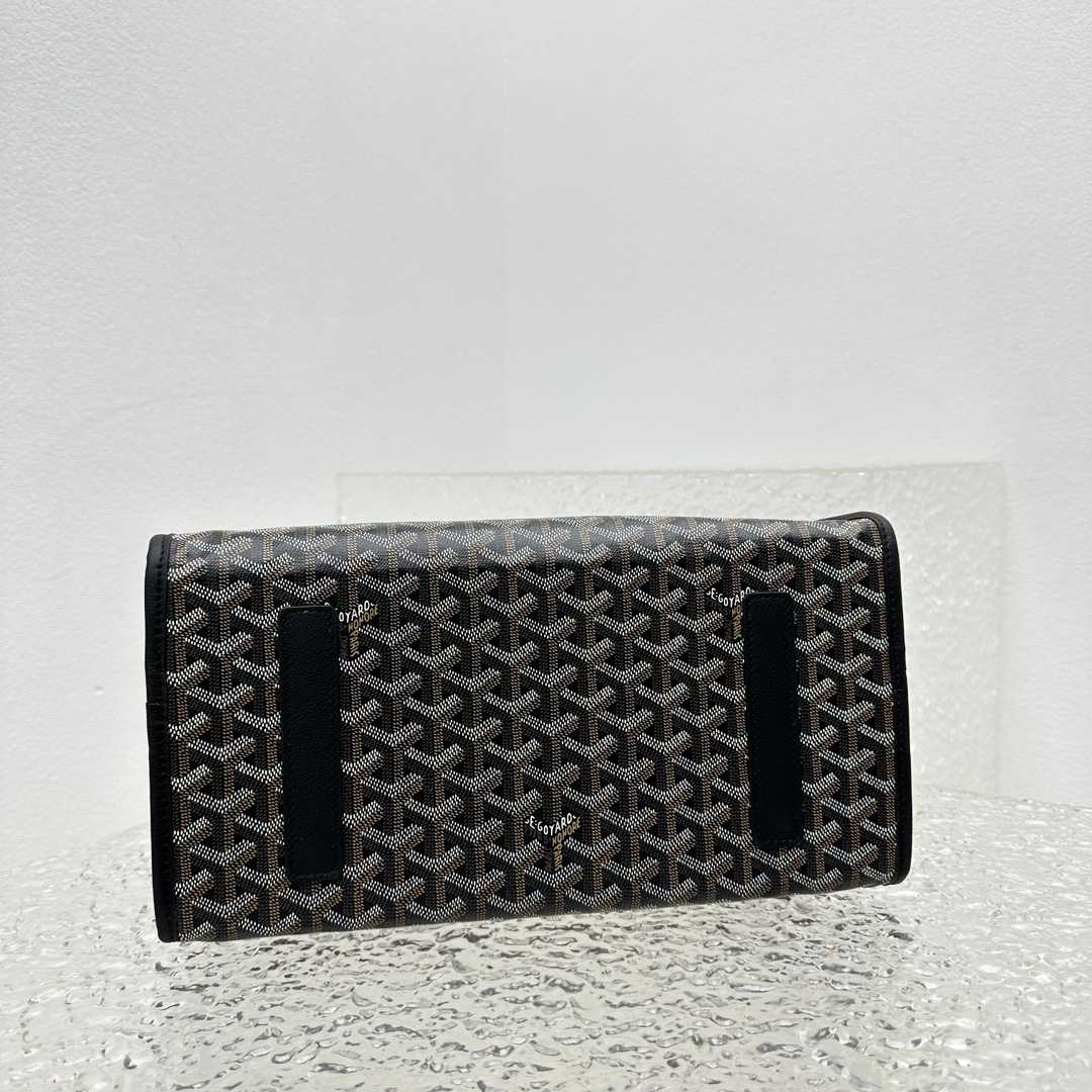 Goyard Saint Léger Backpack - FashionPlug