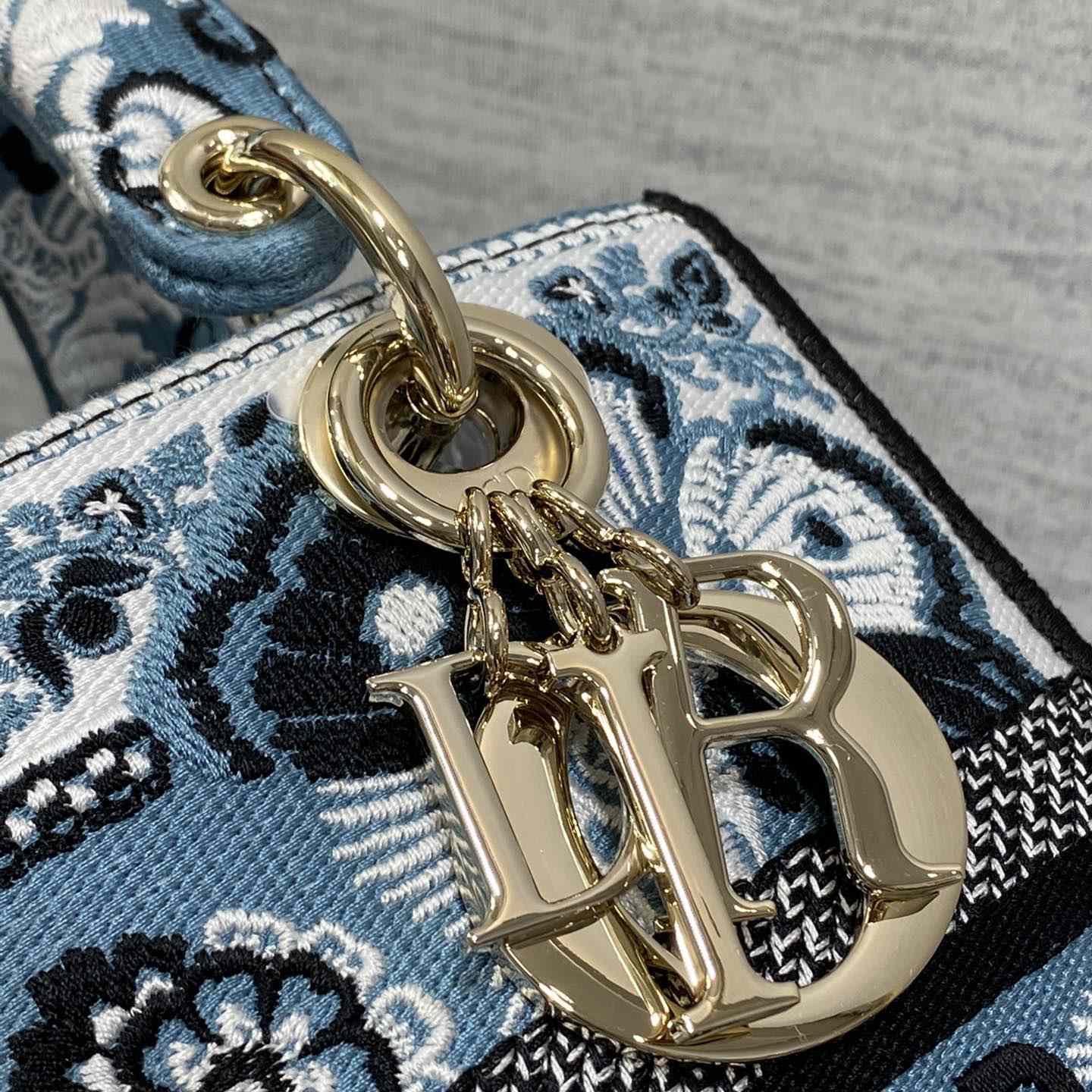 Dior Medium Lady D-Lite Bag - FashionPlug