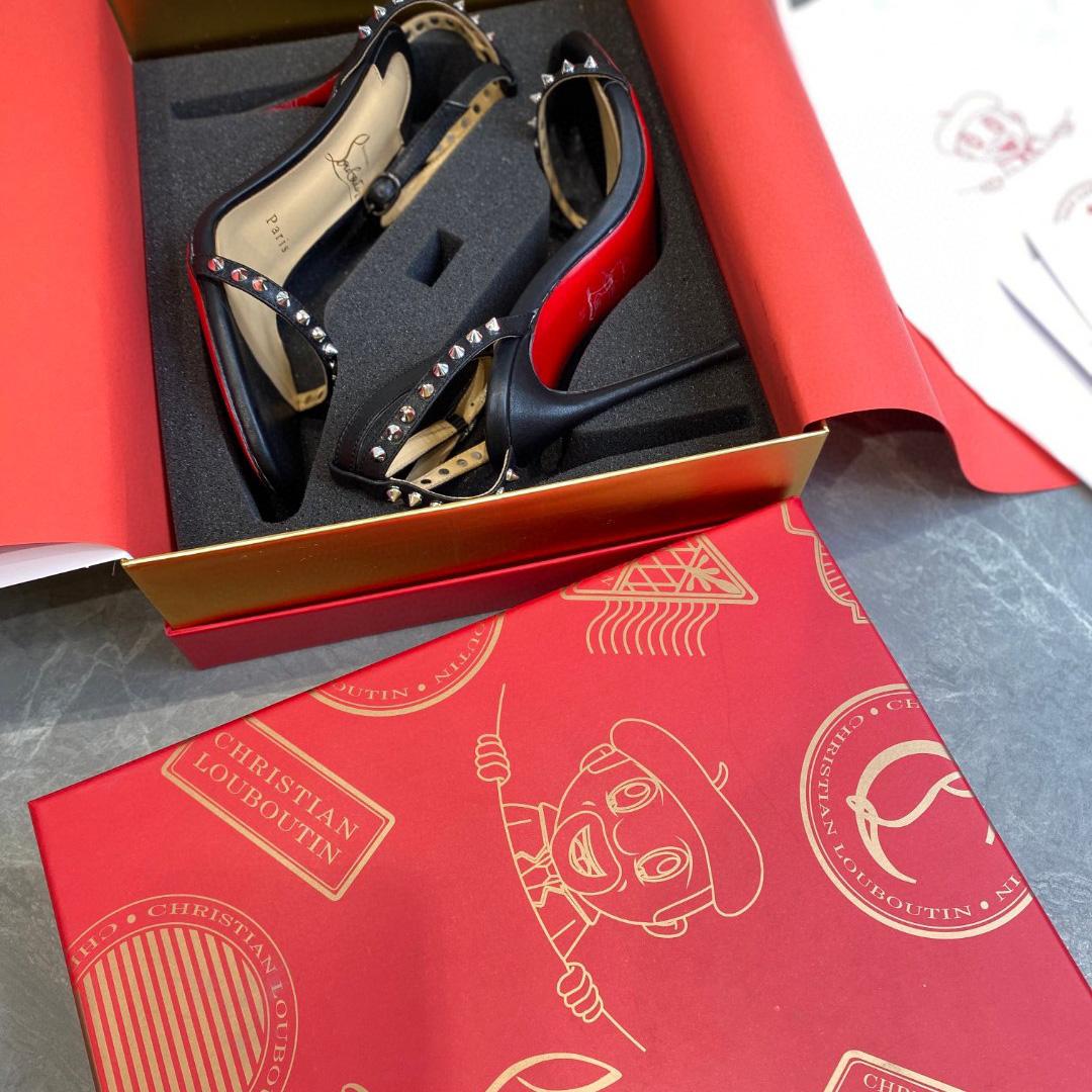 Christian Louboutin Sandals - FashionPlug