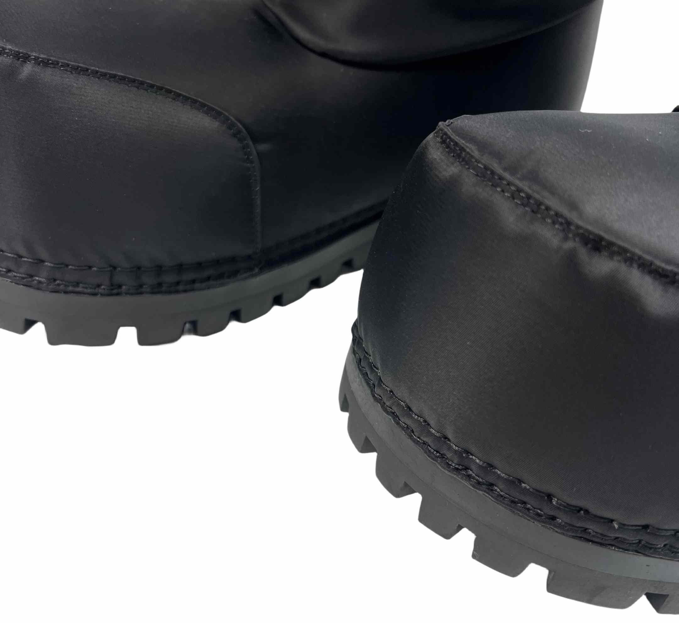 Balenciaga Alaska Low Boot In Black Nylon - FashionPlug