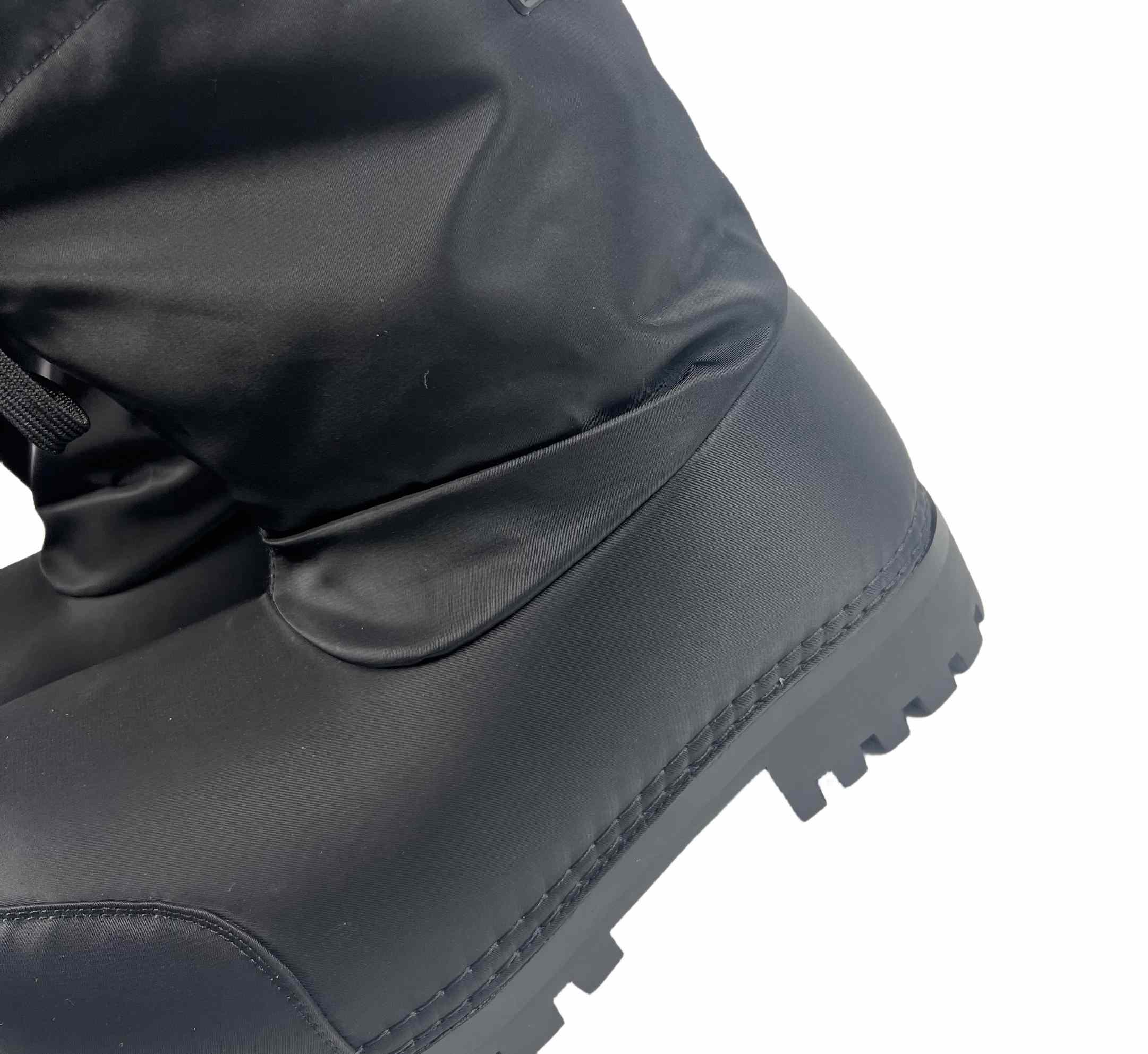 Balenciaga Alaska Low Boot In Black Nylon - FashionPlug