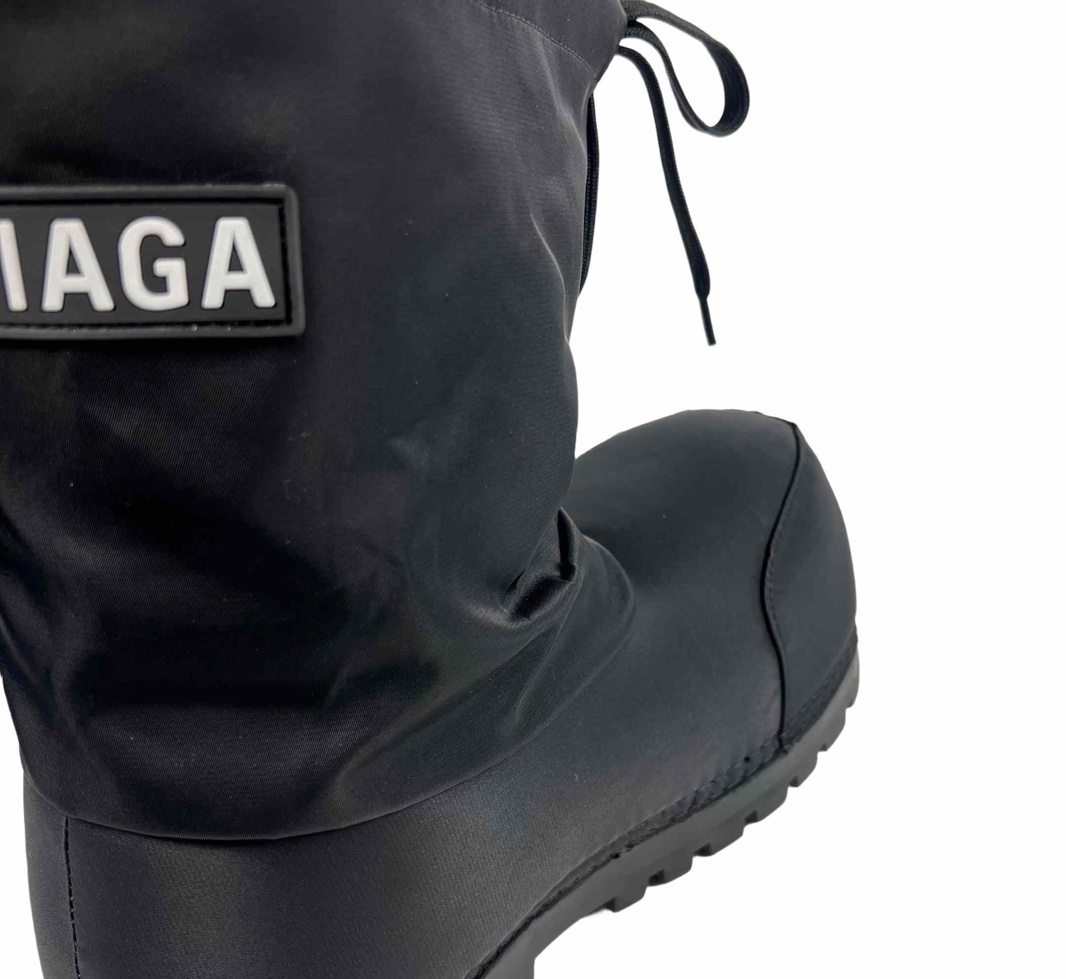 Balenciaga Alaska Low Boot In Black Nylon - FashionPlug