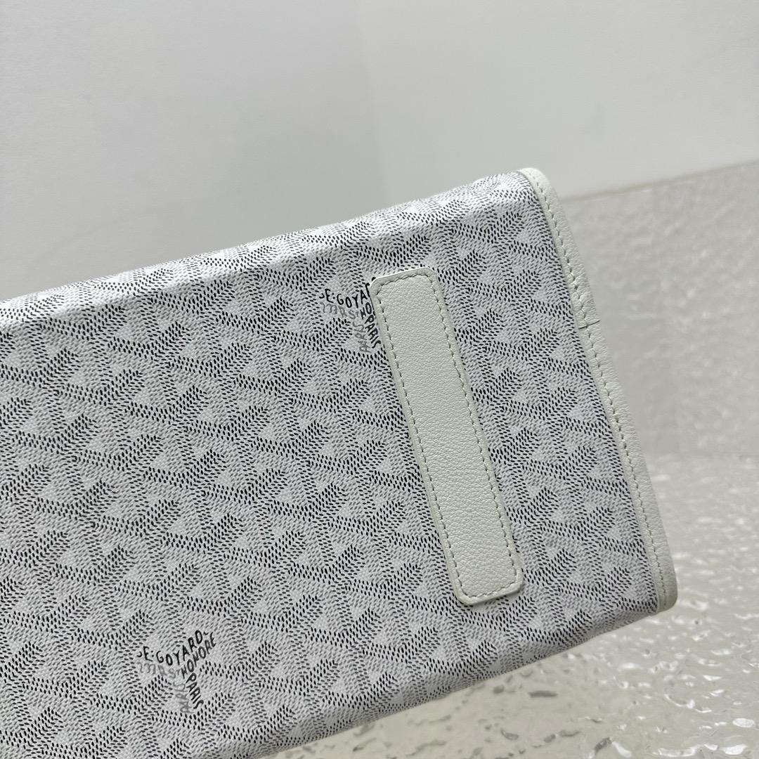 Goyard Saint Léger Backpack - FashionPlug
