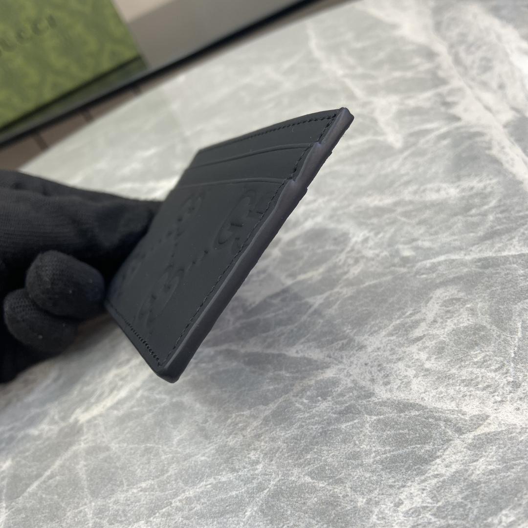Gucci GG Rubber-effect Card Case - FashionPlug