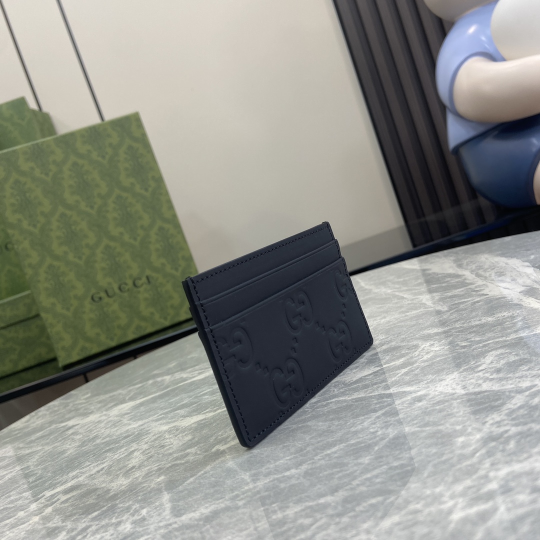 Gucci GG Rubber-effect Card Case - FashionPlug